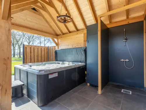 Vakantievilla met 6-persoons bubbelbad