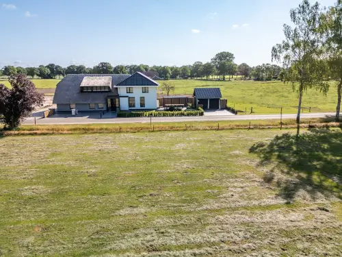 Vakantievilla met 6-persoons bubbelbad