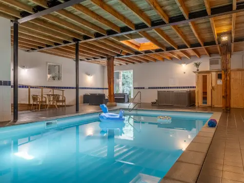 Exclusief vakantiehuis met sauna, bubbelbad en privé binnenzwembad inbegrepen