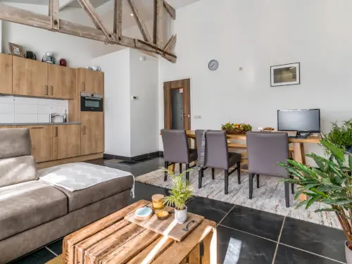 6 appartementen + groepsruimte in Limburg